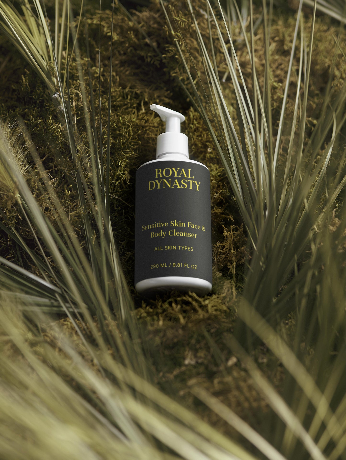 ROYAL DYNASTY Sensitive Skin Face & Body Cleanser