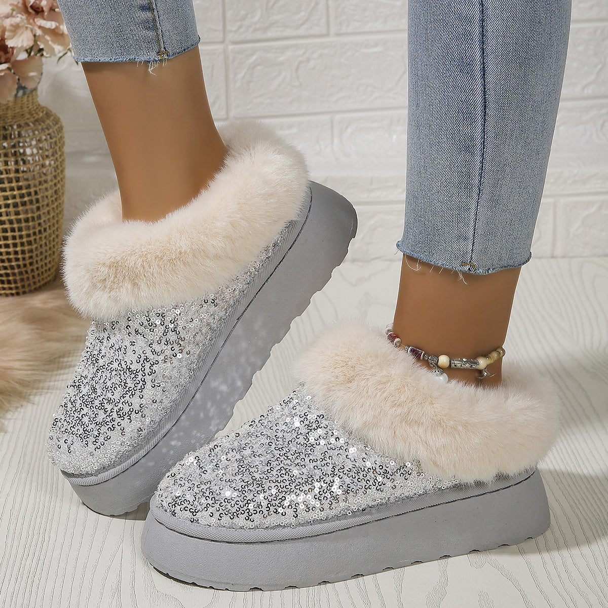 Plush Winter Indoor And Outdoor Casual Warm Slippers