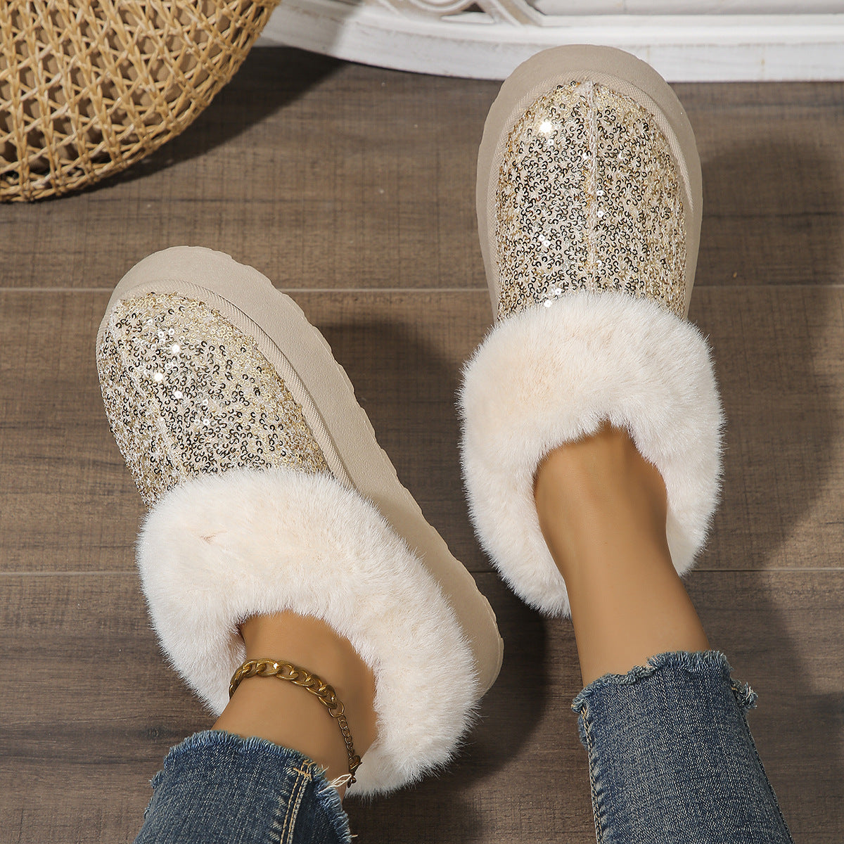 Plush Winter Indoor And Outdoor Casual Warm Slippers